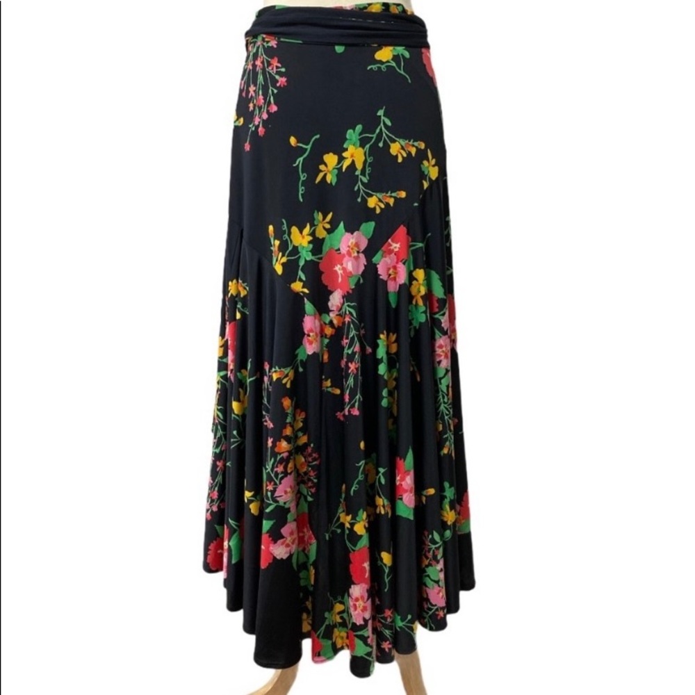 Cabi black “Drama” skirt xs